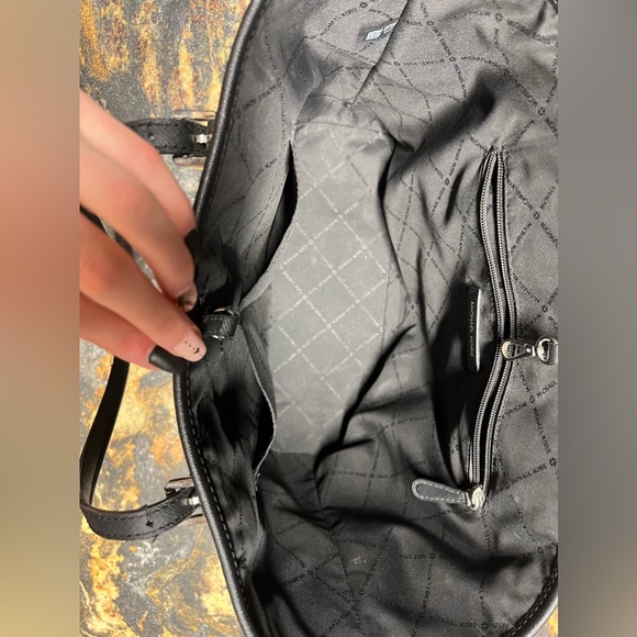 Michael Kors Tote - Picture 4 of 9